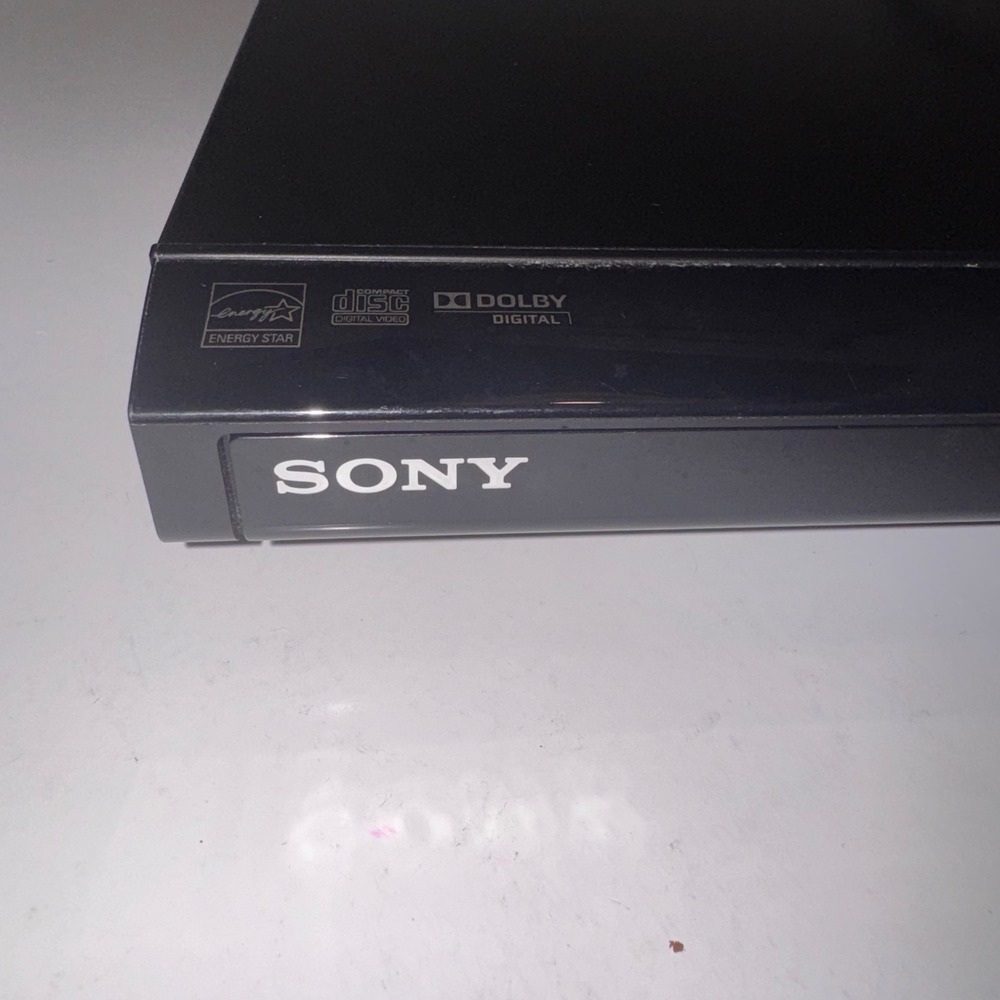 Sony DVD Player Black DVP-SR510H HDMI 1080p Upscaling CD Player